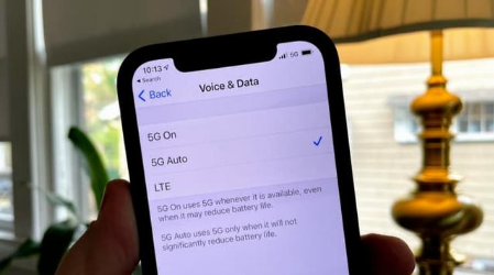 张家川苹果手机维修分享iPhone 12如何打开或关闭5G网络 